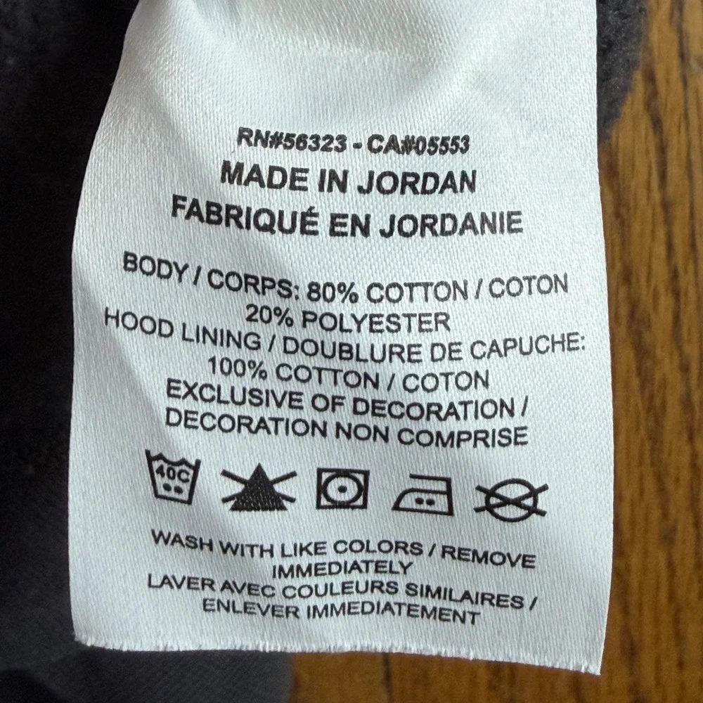 Nike sportswear essential